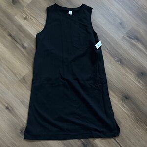 Old Navy Black Sleeveless Midi Dress